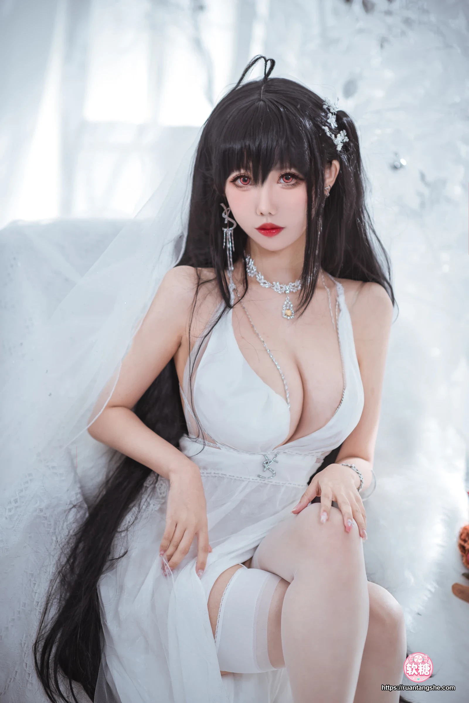 仙女月 仙女月 NO.008 - 大凤纯白婚纱