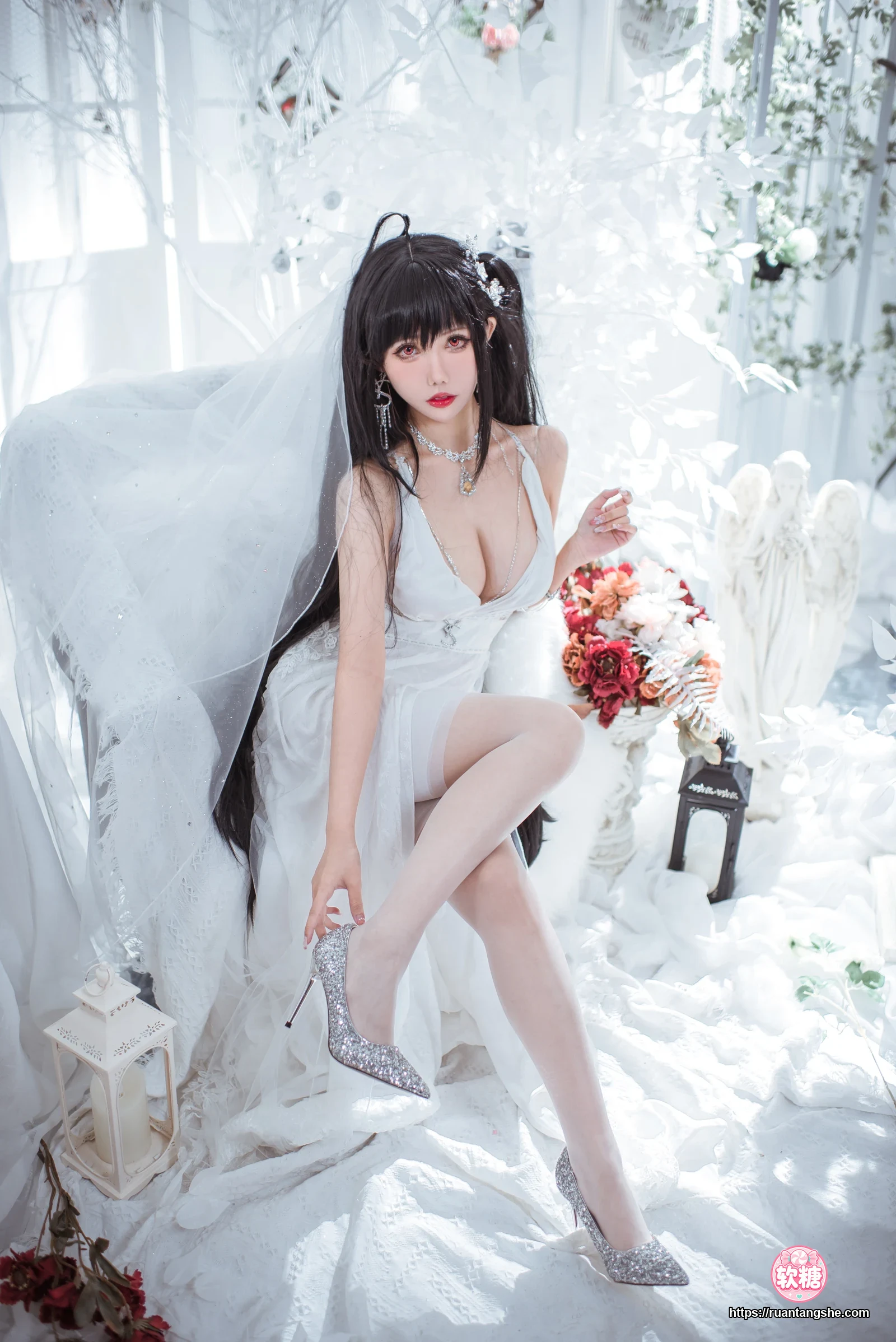 仙女月 仙女月 NO.008 - 大凤纯白婚纱