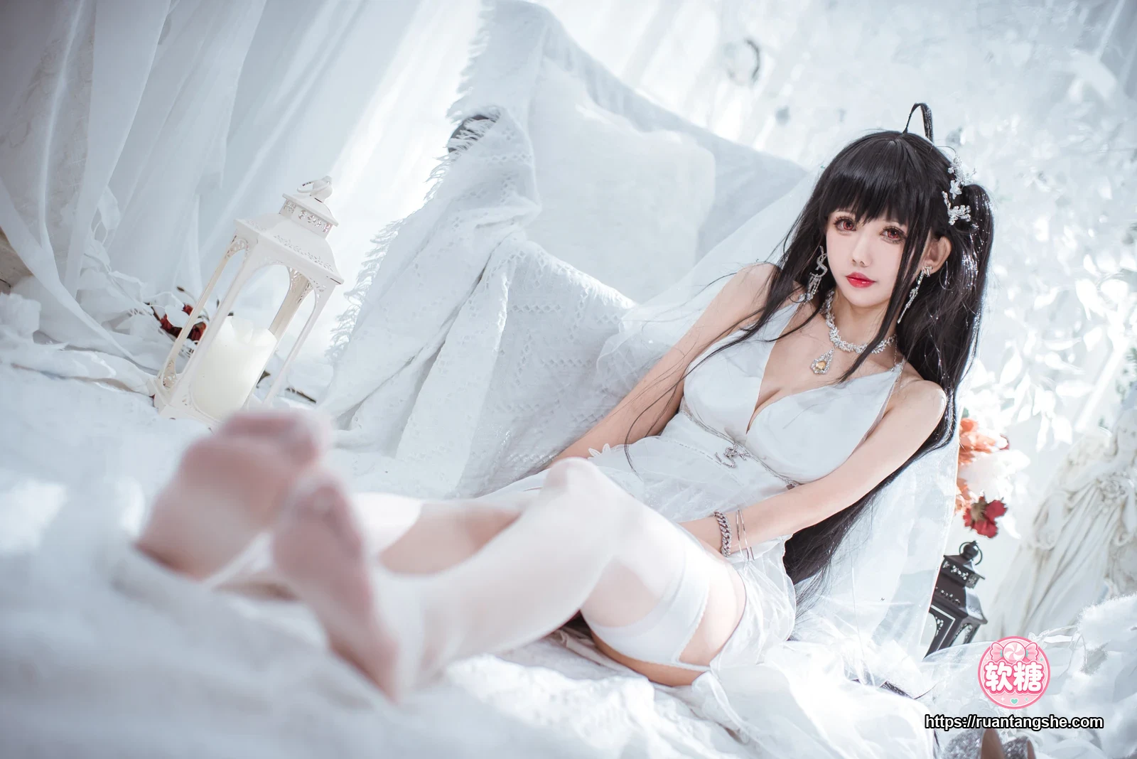 仙女月 仙女月 NO.008 - 大凤纯白婚纱