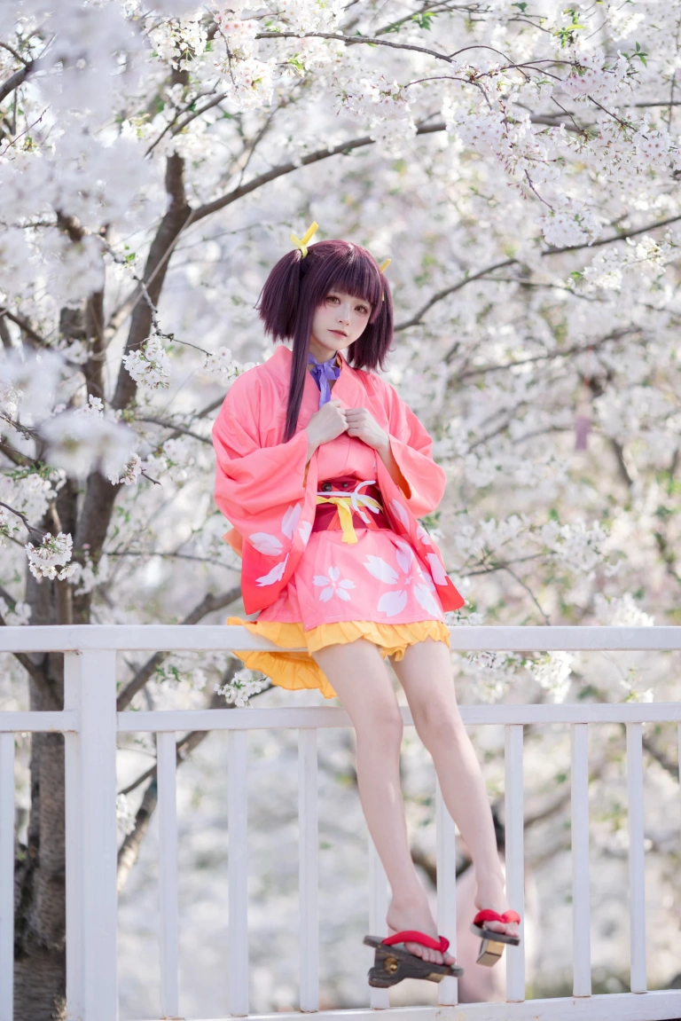 九柒喵《甲铁城的卡巴内瑞 无名和服》写真图集 34P｜在线预览与图包下载