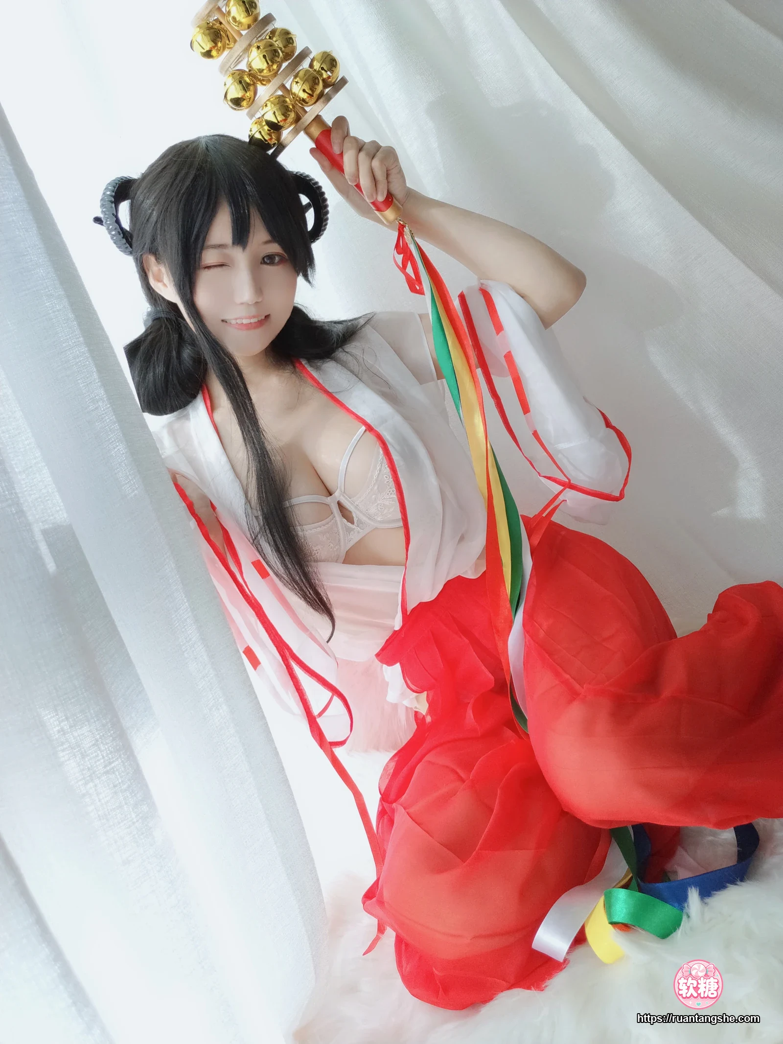 小仓千代 小仓千代 NO.008 - 有点不对劲的巫女