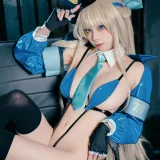 三無人型《蔚蓝档案 飞鸟马时同人女警》写真图集 41P｜在线预览与图包下载