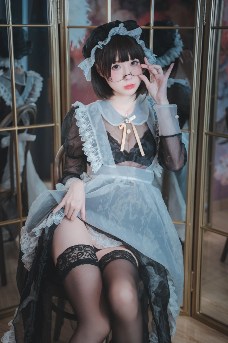 西园寺南歌《透明女仆》写真图集 50P+2V｜在线预览与图包下载