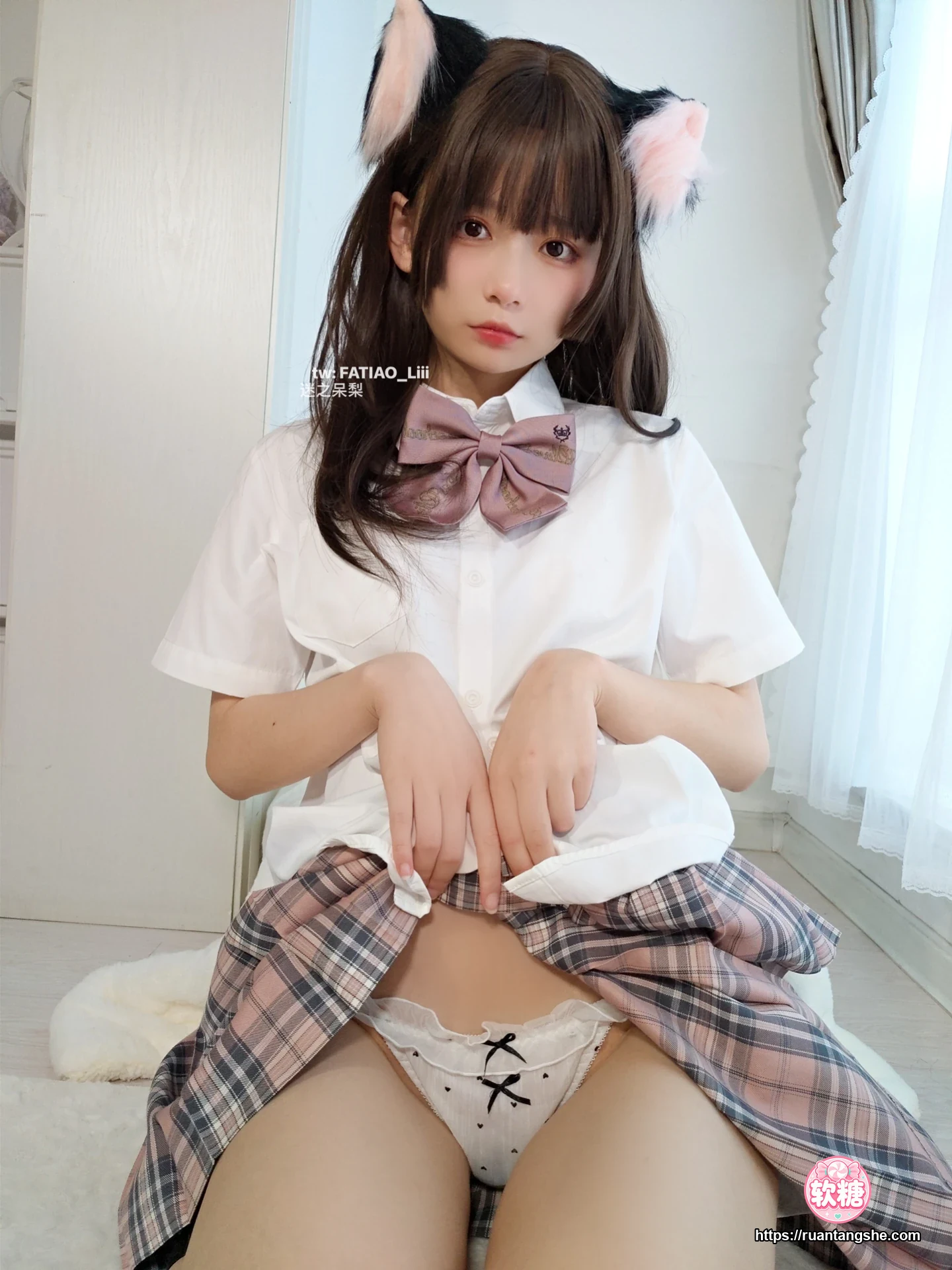 迷之呆梨 迷之呆梨 NO.008 - Fantia 2021年08月会员合集(10期)
