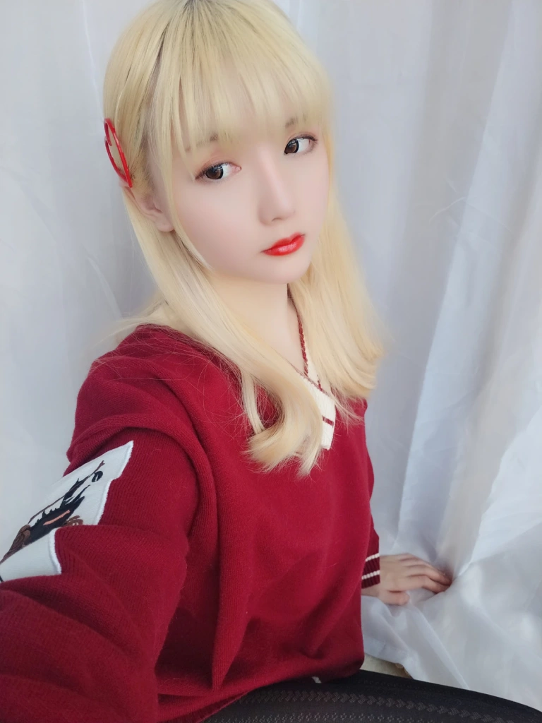 星之迟迟《VOL.8 玫瑰月光包》写真图集 72P｜在线预览与图包下载