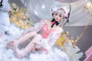 狐玖玖《哈尔福德 血族亲王的限定陪伴日》写真图集 30P｜在线预览与图包下载