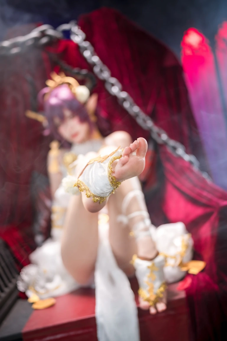 九柒喵《龙姬》写真图集 32P｜在线预览与图包下载