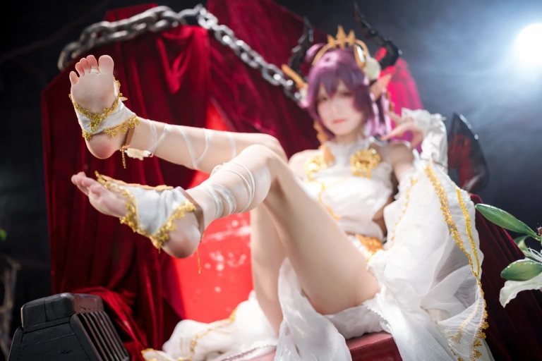 九柒喵《龙姬》写真图集 32P｜在线预览与图包下载