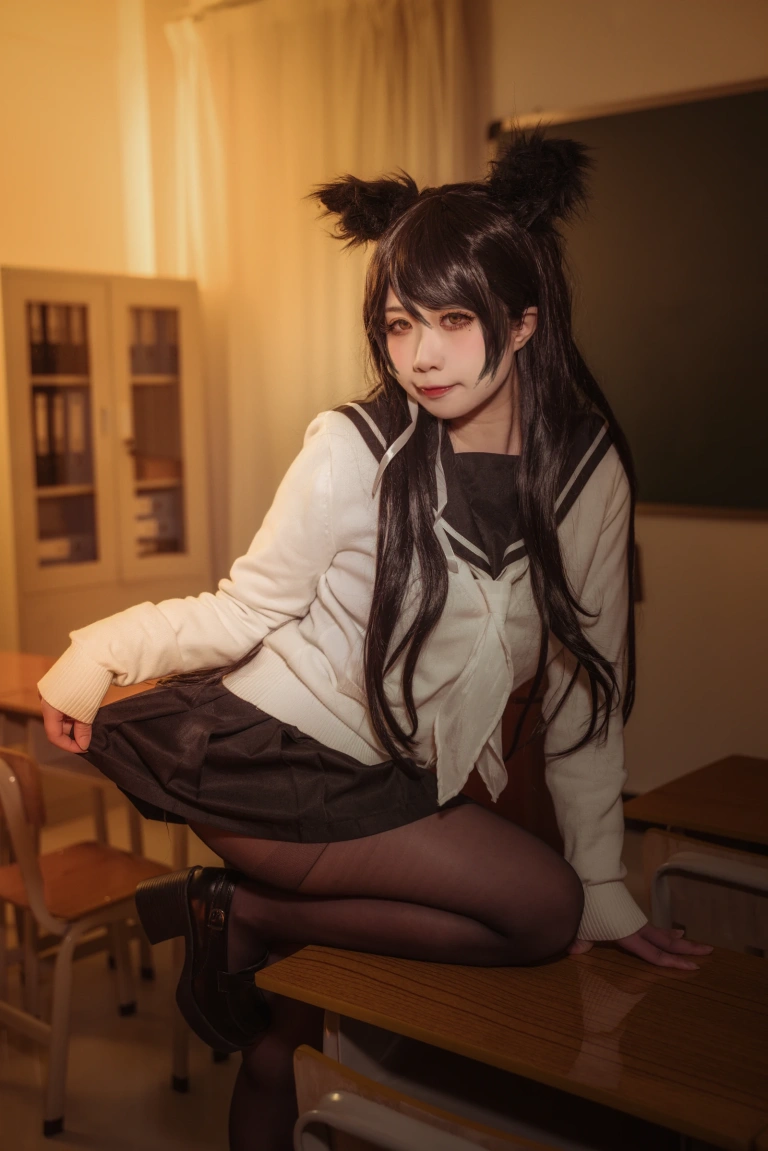 贞子蜜桃《碧蓝航线 爱宕高雄制服》写真图集 35P｜在线预览与图包下载