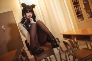 贞子蜜桃《碧蓝航线 爱宕高雄制服》写真图集 35P｜在线预览与图包下载