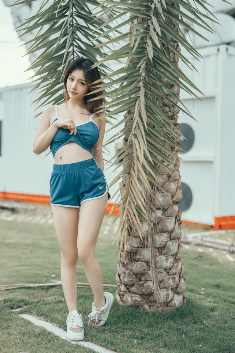 桃良阿宅《晨跑》写真图集 44P｜在线预览与图包下载
