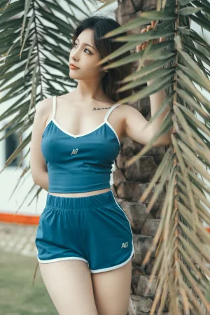 桃良阿宅《晨跑》写真图集 44P｜在线预览与图包下载