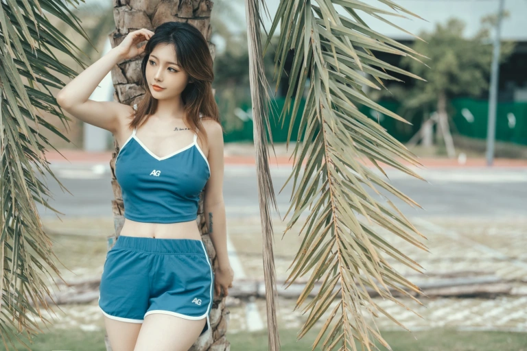 桃良阿宅《晨跑》写真图集 44P｜在线预览与图包下载