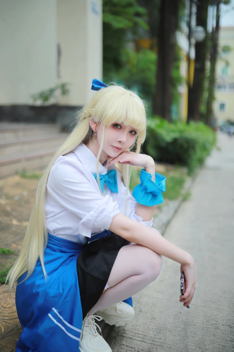 上杉绘黎落《蔚蓝档案 飞鸟马时校服》写真图集 46P｜在线预览与图包下载