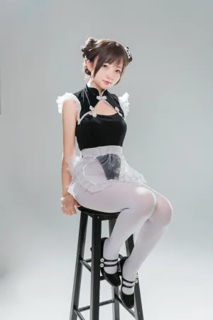 花铃《高叉小熊猫女仆》写真图集 85P｜在线预览与图包下载