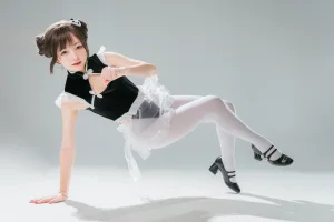 花铃《高叉小熊猫女仆》写真图集 85P｜在线预览与图包下载