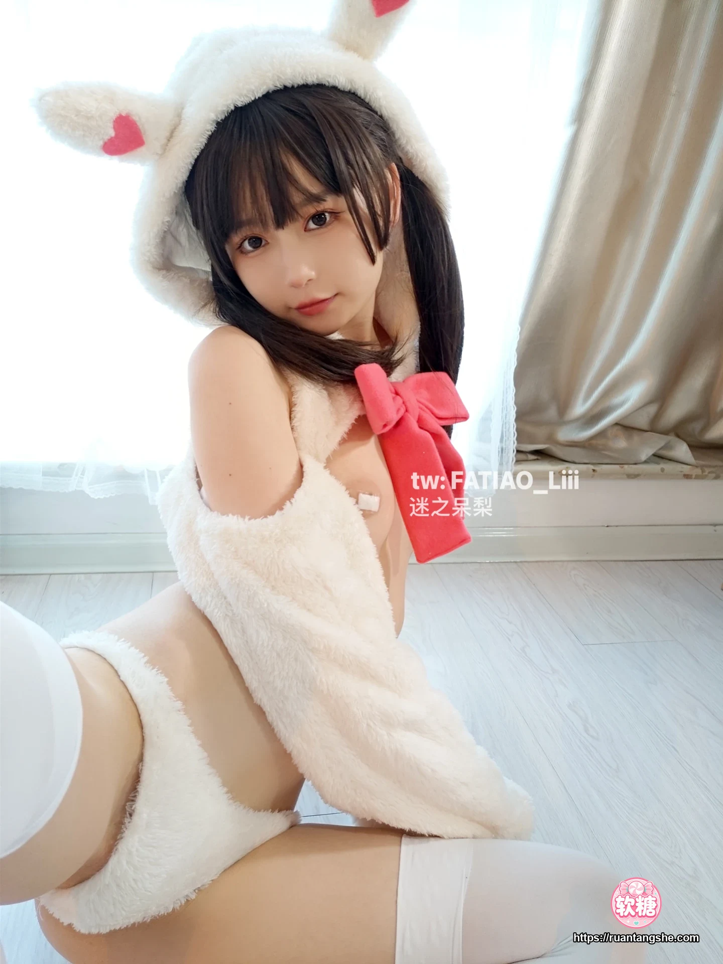 迷之呆梨 迷之呆梨 NO.009 - Fantia 2021年09月会员合集(12期)