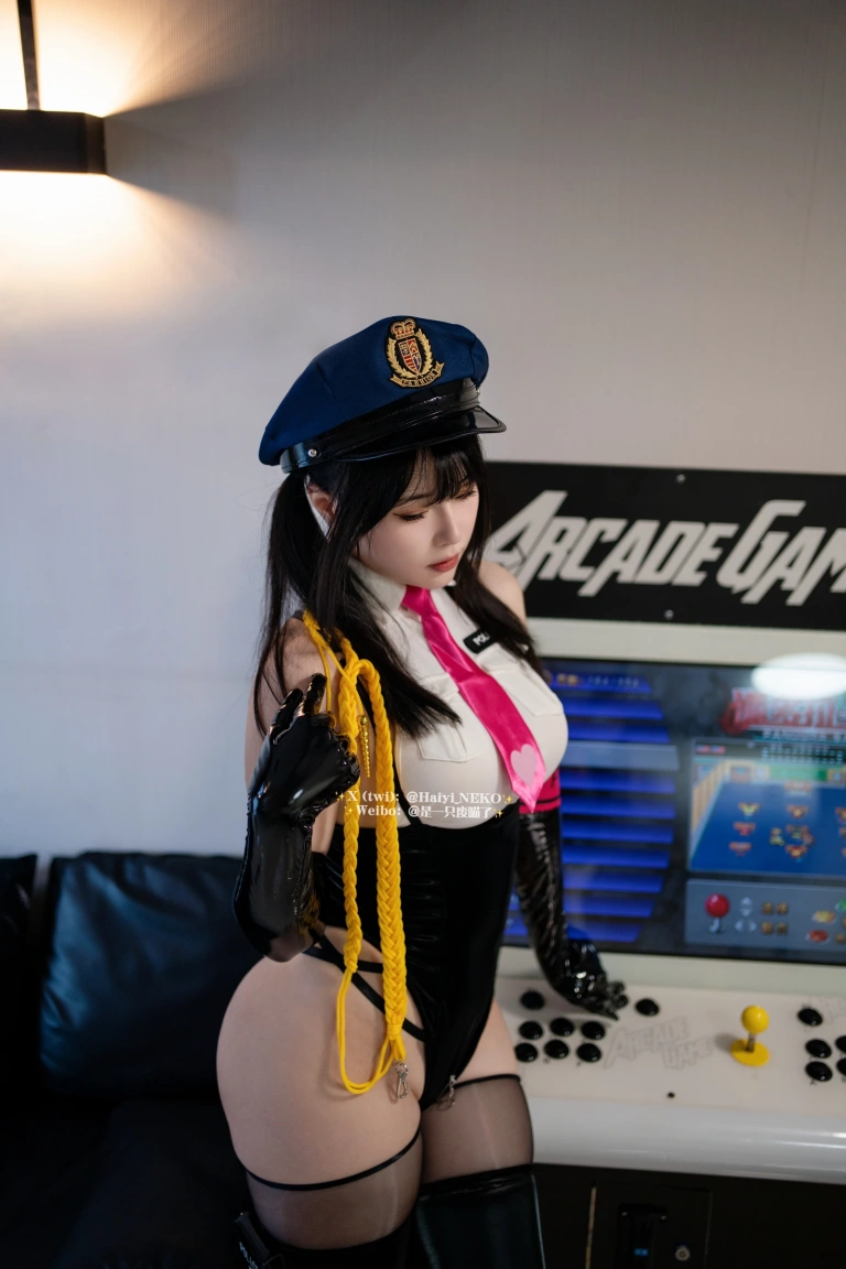 一只废喵《Fantia 2024年07月会员合集》写真图集 58P+1V｜在线预览与图包下载