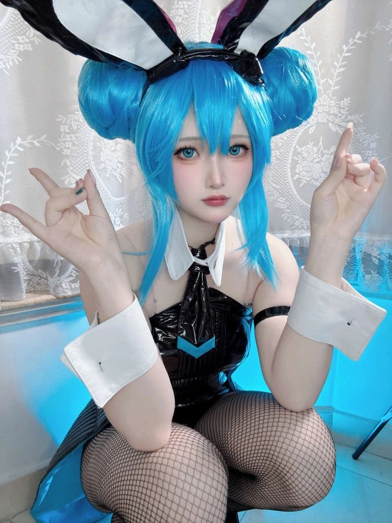 屿鱼《[Patreon] 2023年07月套图会员合集》写真图集 99P｜在线预览与图包下载