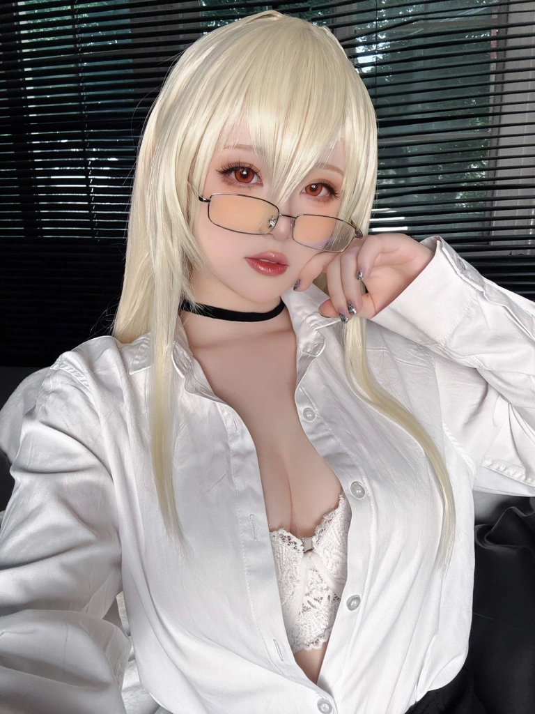 屿鱼《[Patreon] 2023年07月套图会员合集》写真图集 99P｜在线预览与图包下载