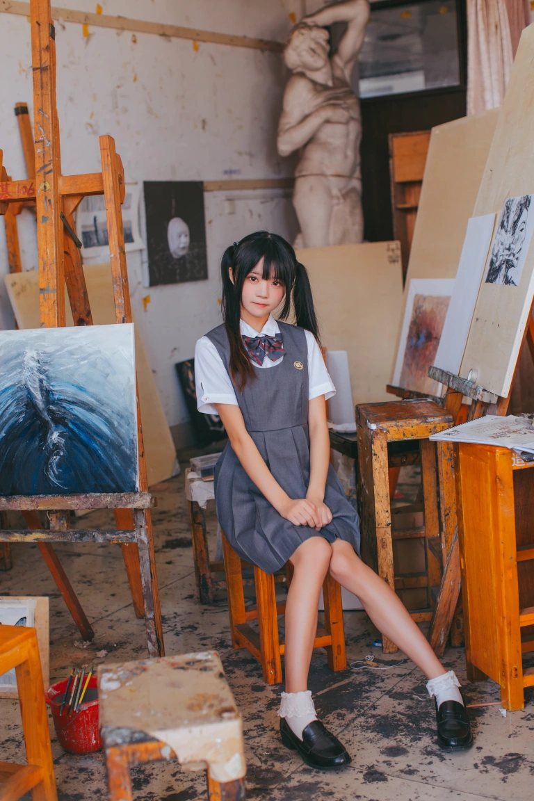 桜桃喵《画室少女》写真图集 17P｜在线预览与图包下载