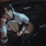 抱走莫子《车女郎》写真图集 22P｜在线预览与图包下载