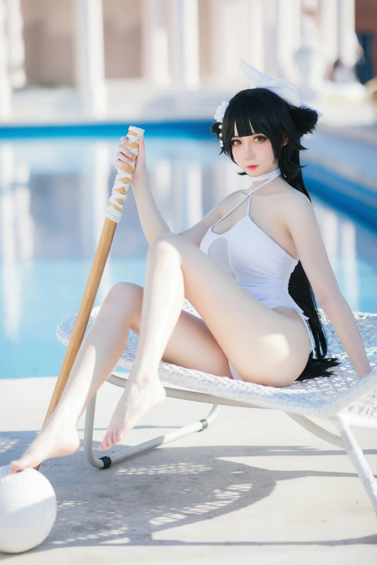 焖焖碳《高雄泳装》写真图集 24P｜在线预览与图包下载