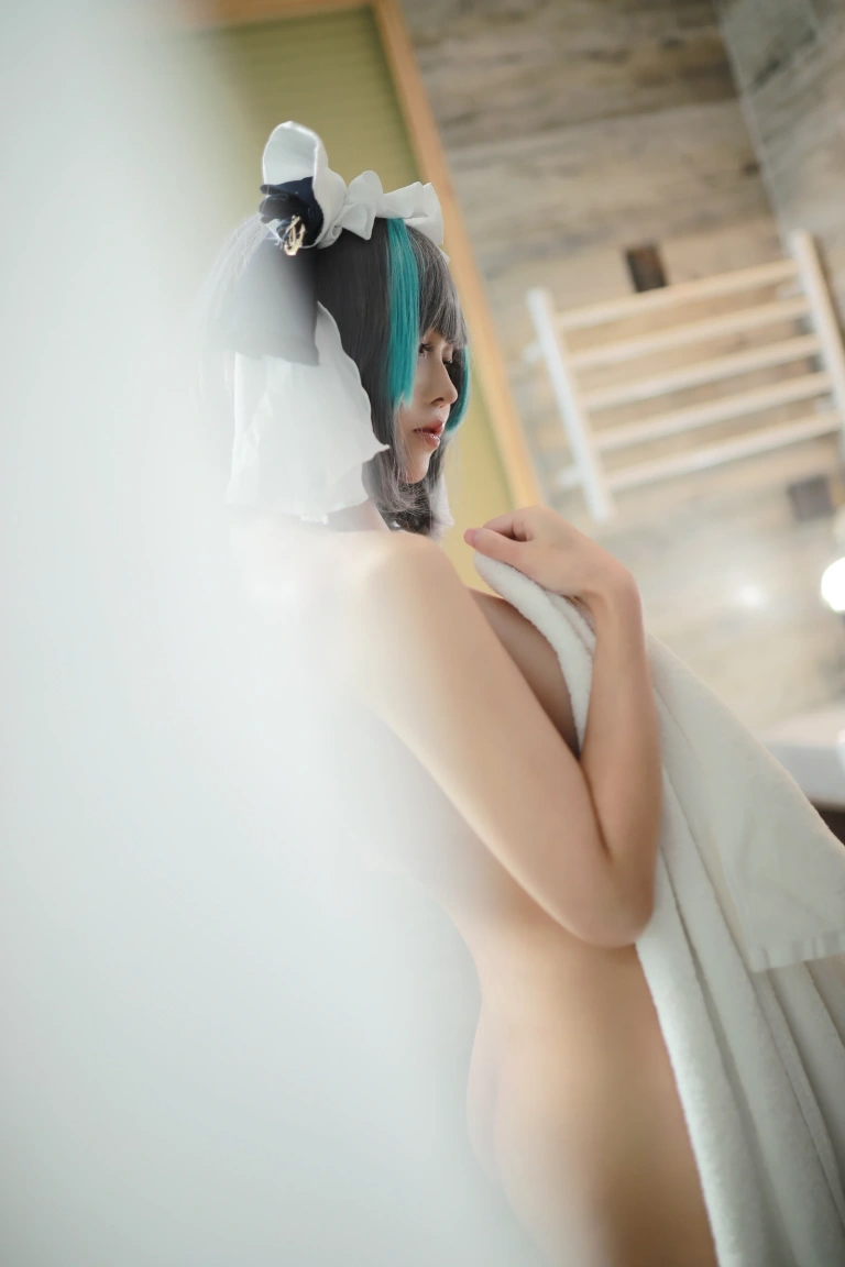 上杉绘黎落《碧蓝航线 柴郡同人》写真图集 24P｜在线预览与图包下载