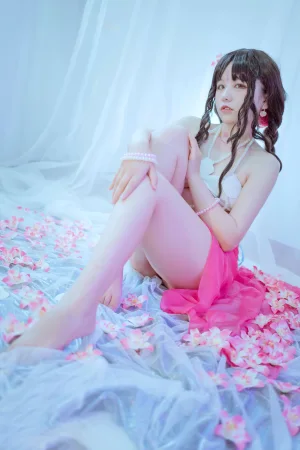 阿半今天很开心《杀生学院》写真图集 25P｜在线预览与图包下载