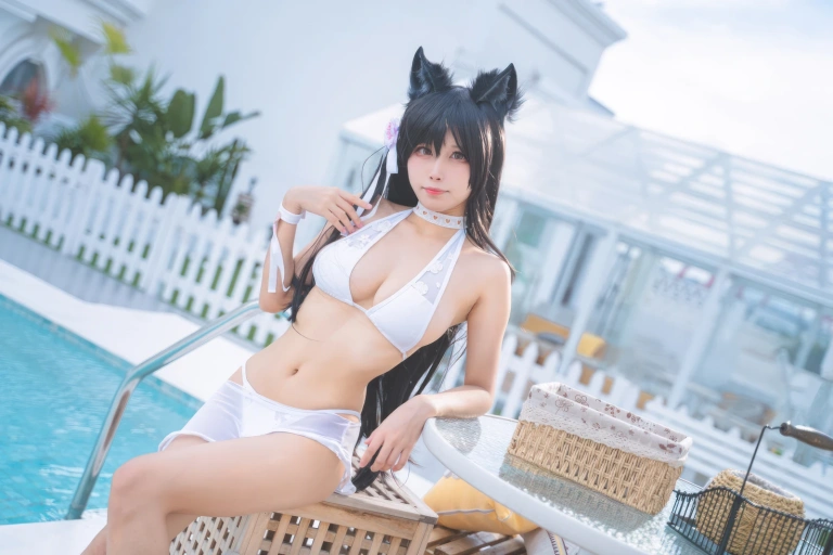 三無人型《碧蓝航线 爱宕泳装》写真图集 30P｜在线预览与图包下载