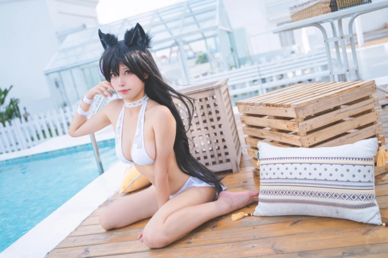 三無人型《碧蓝航线 爱宕泳装》写真图集 30P｜在线预览与图包下载