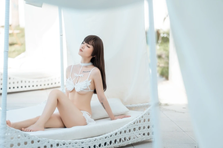 桃良阿宅《天使内衣》写真图集 42P｜在线预览与图包下载