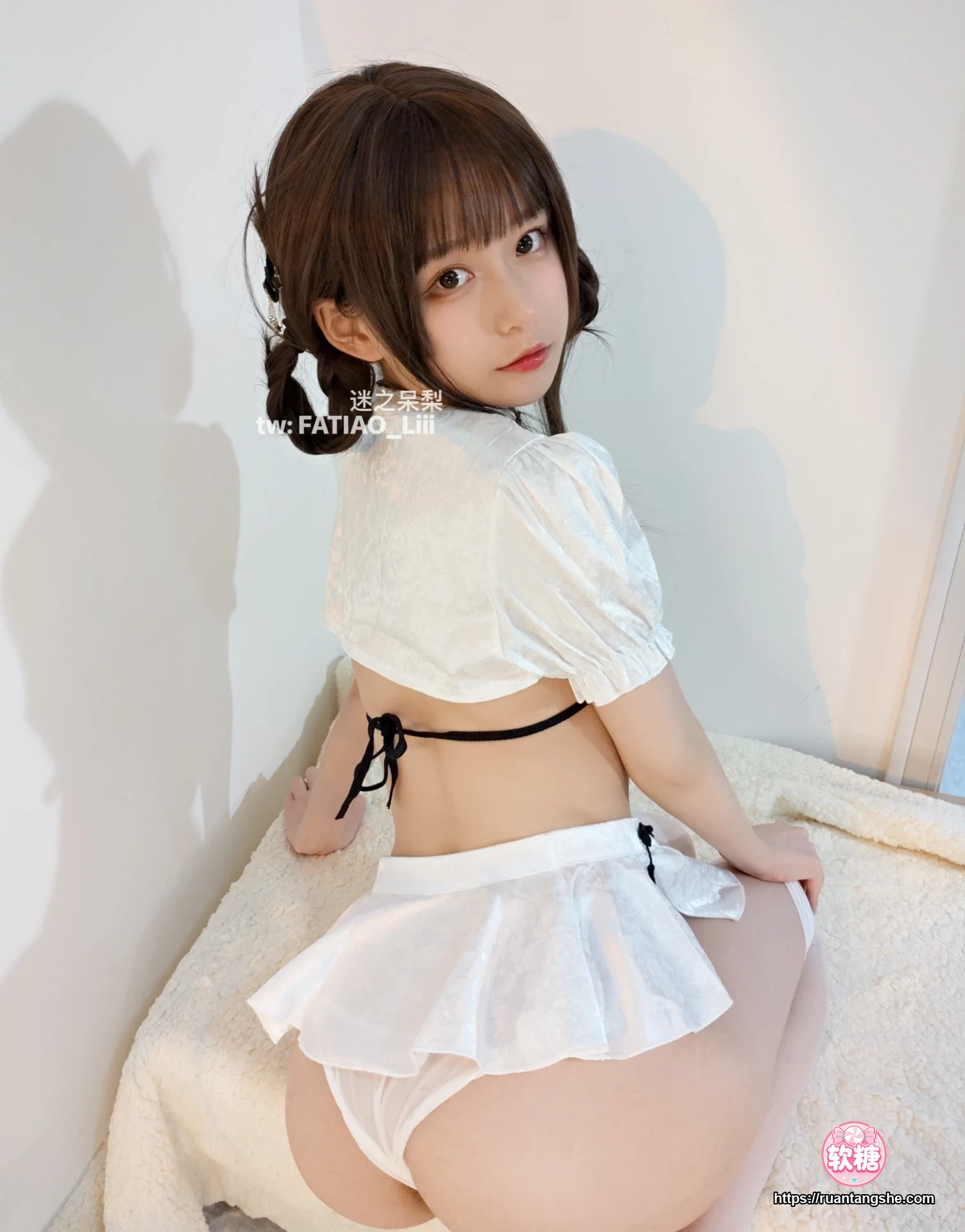 迷之呆梨 迷之呆梨 NO.010 - Fantia 2021年10月会员合集(9期)