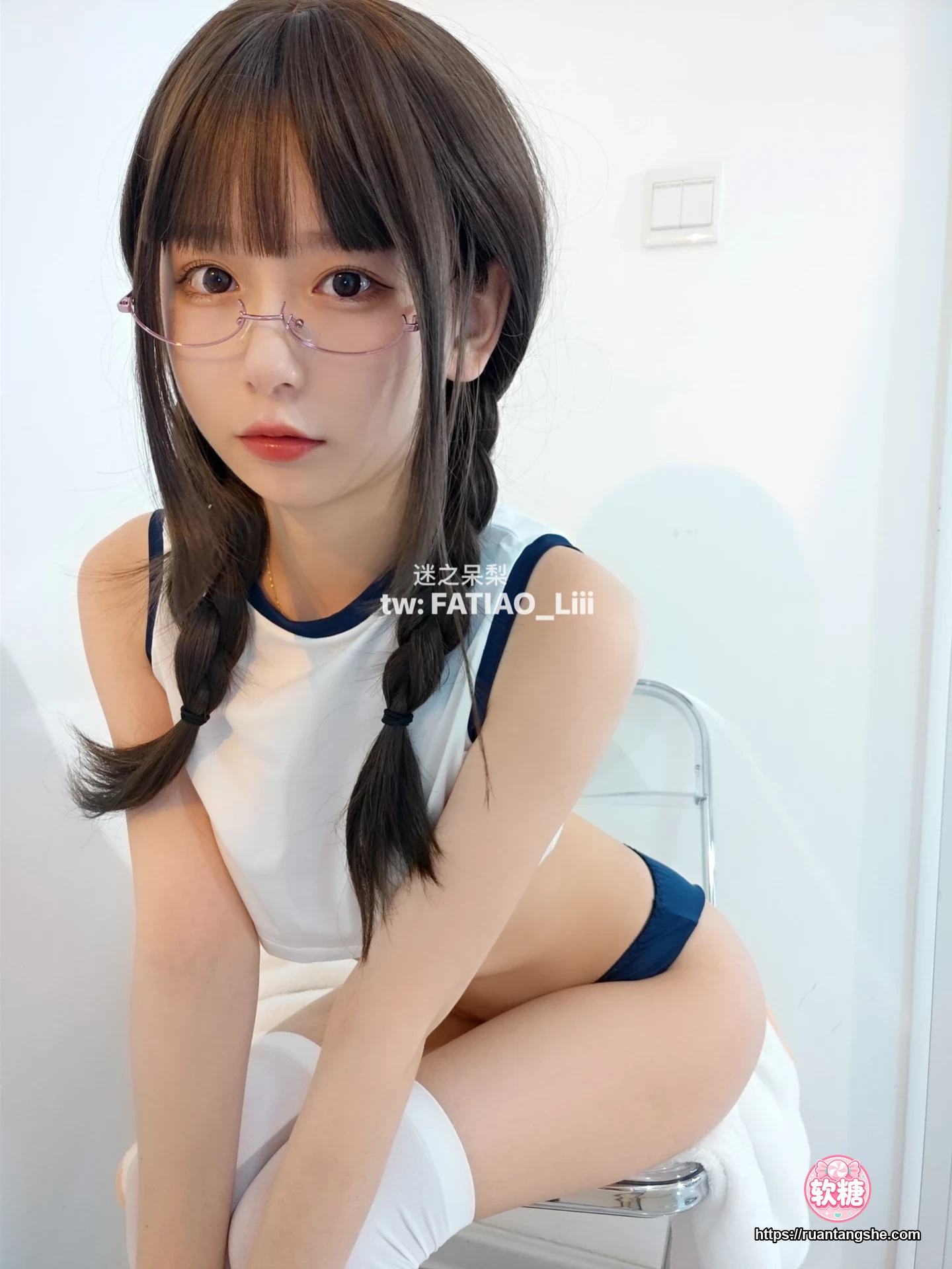 迷之呆梨 迷之呆梨 NO.010 - Fantia 2021年10月会员合集(9期)