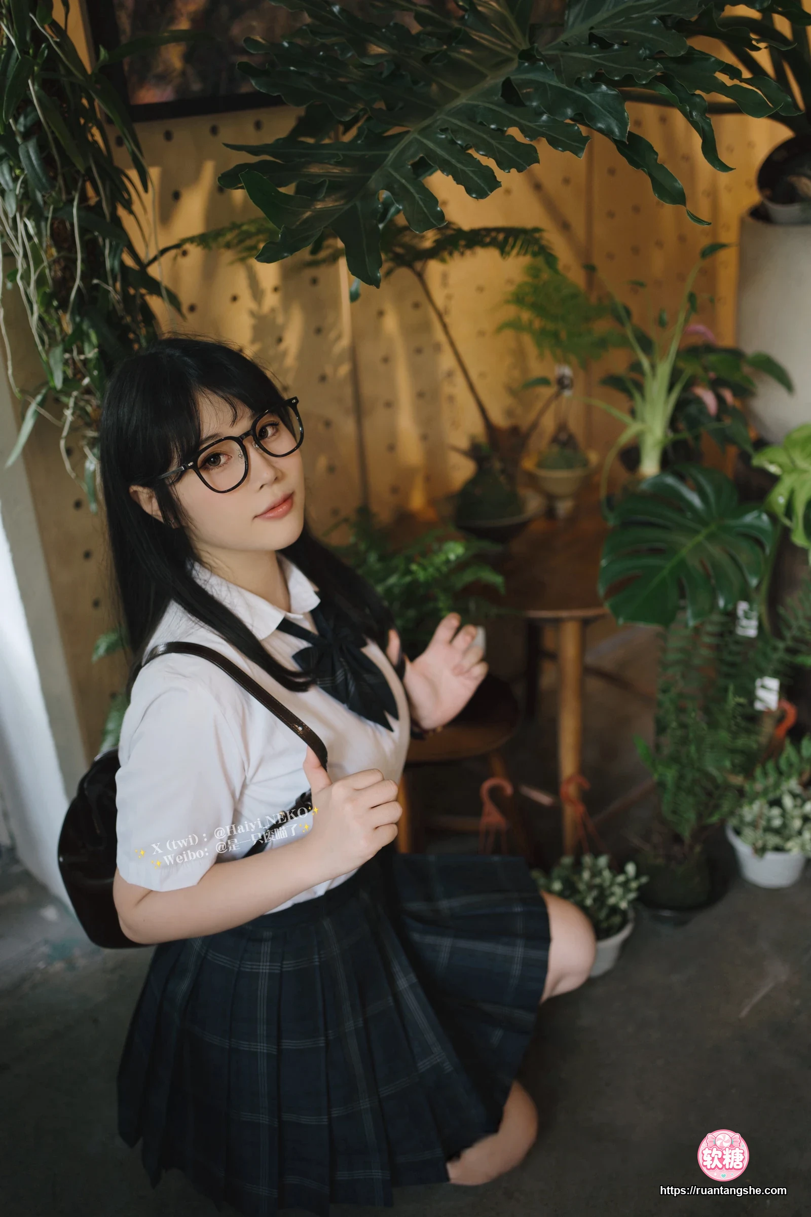 一只废喵 一只废喵 NO.010 - Fantia 2024年05月会员合集