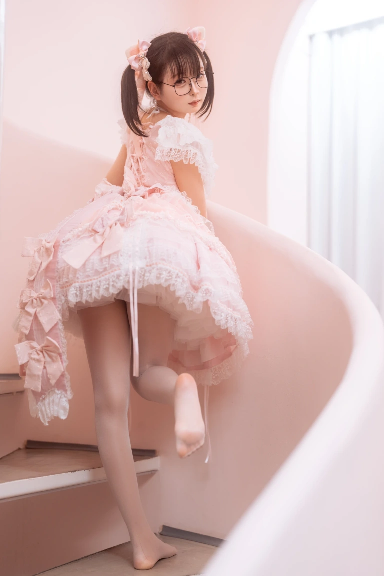 幼水铃衣《小蛋糕加JK》写真图集 30P+1V｜在线预览与图包下载