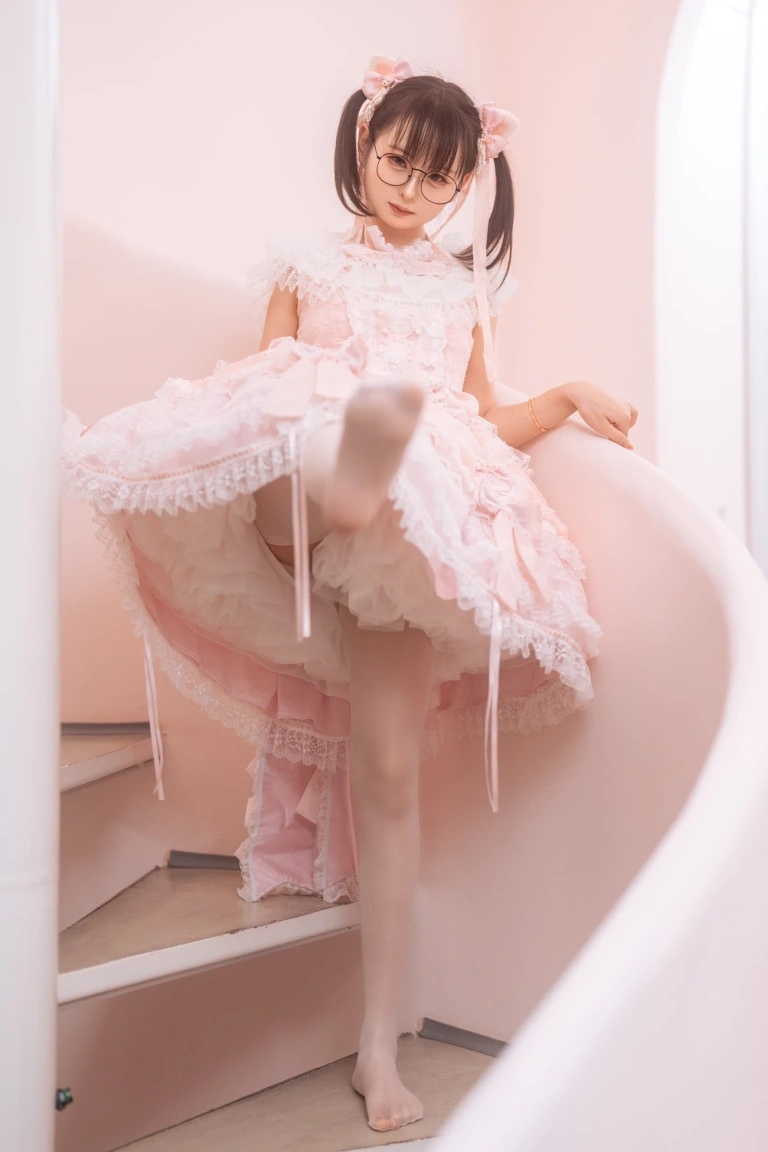 幼水铃衣《小蛋糕加JK》写真图集 30P+1V｜在线预览与图包下载