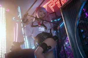 伊喵君《Nikke胜利女神尤妮》写真图集 34P｜在线预览与图包下载
