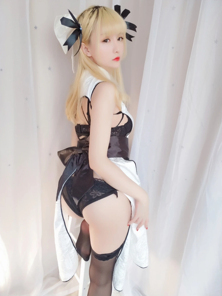 星之迟迟《VOL.10 优雅旗袍包》写真图集 63P｜在线预览与图包下载