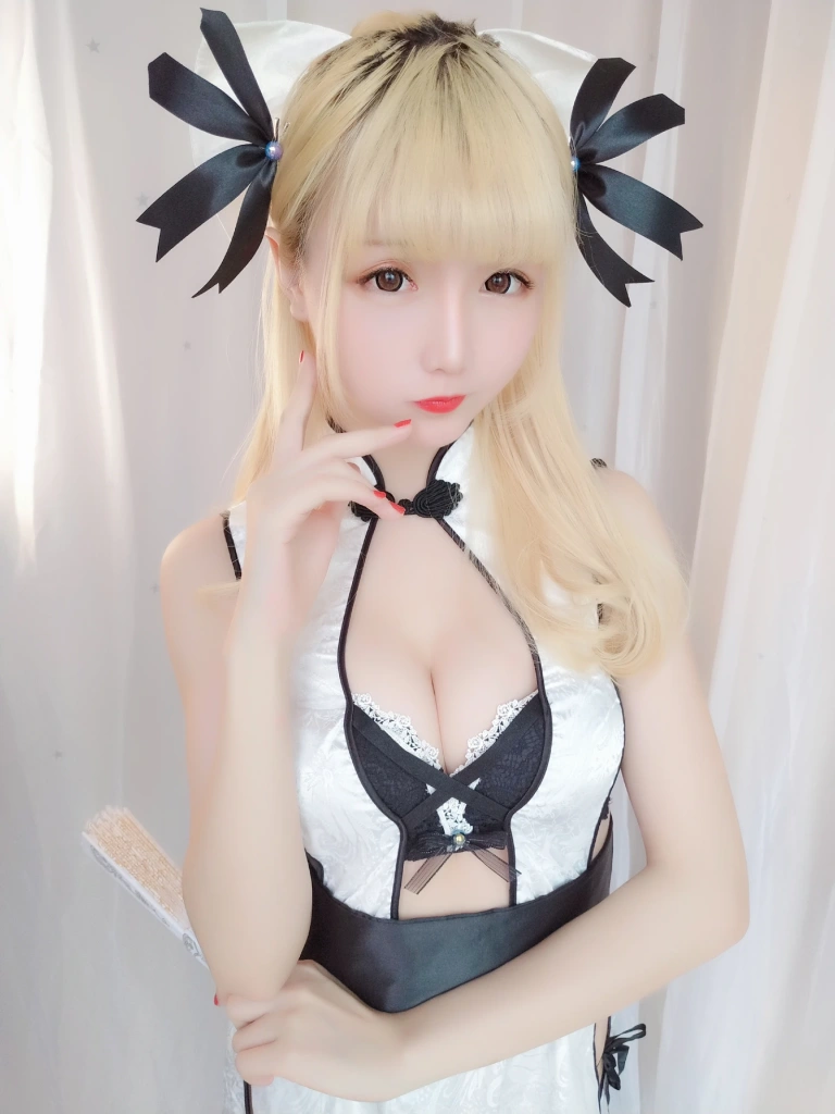 星之迟迟《VOL.10 优雅旗袍包》写真图集 63P｜在线预览与图包下载