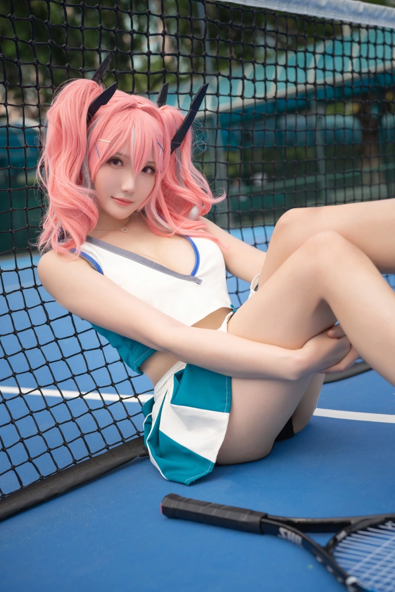 瓜希酱《布莱默顿》写真图集 20P｜在线预览与图包下载