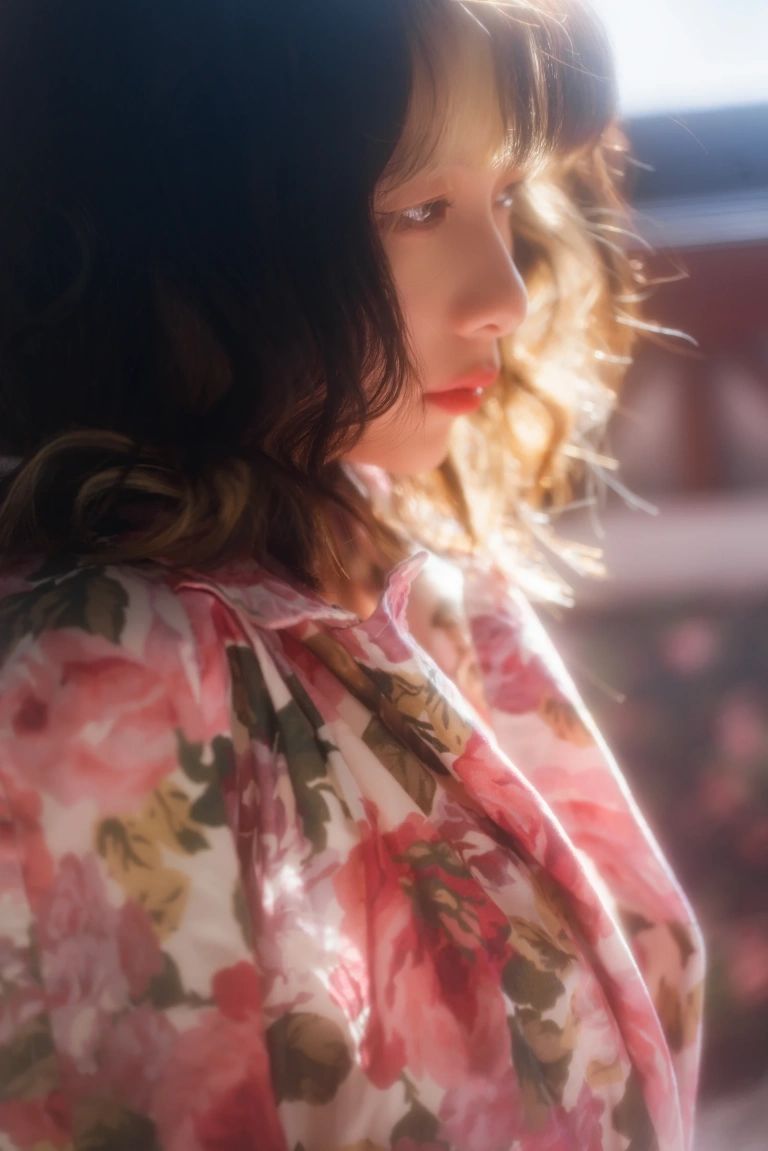 清青琴玖《梦里碎花》写真图集 26P｜在线预览与图包下载