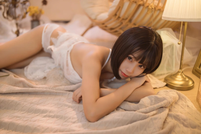 三無人型《日落》写真图集 32P｜在线预览与图包下载