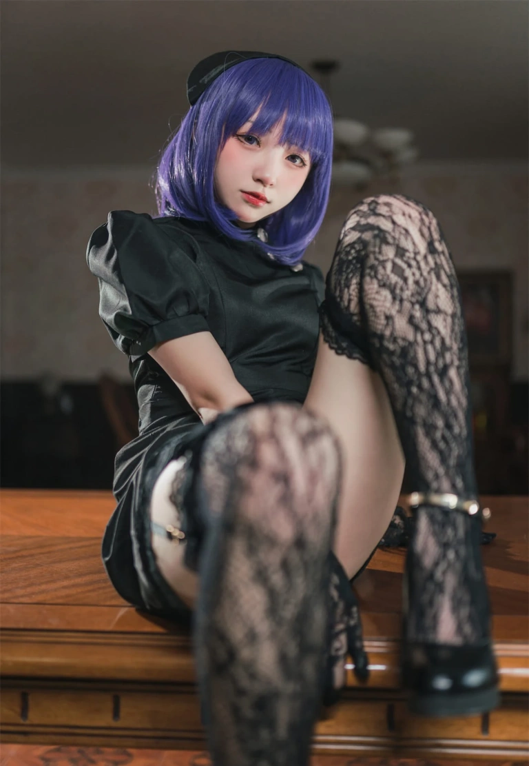 花铃《黑江雫护士》写真图集 35P｜在线预览与图包下载