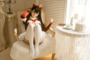 幼水铃衣《圣诞小鹿》写真图集 80P+2V｜在线预览与图包下载