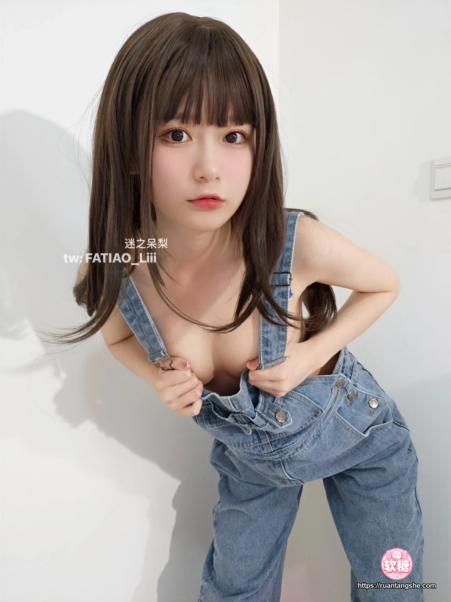迷之呆梨 迷之呆梨 NO.011 - Fantia 2021年11月会员合集(9期)