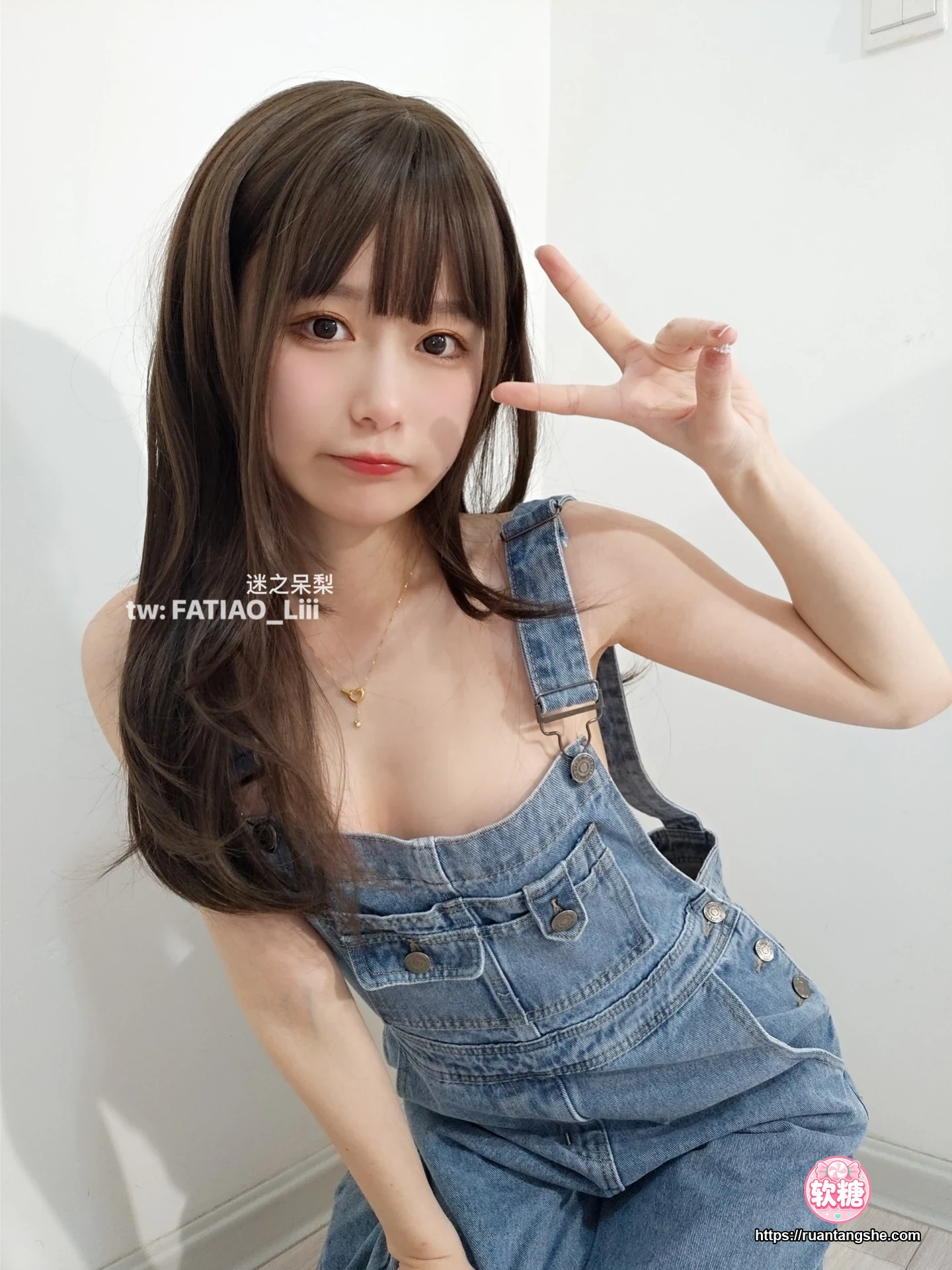 迷之呆梨 迷之呆梨 NO.011 - Fantia 2021年11月会员合集(9期)
