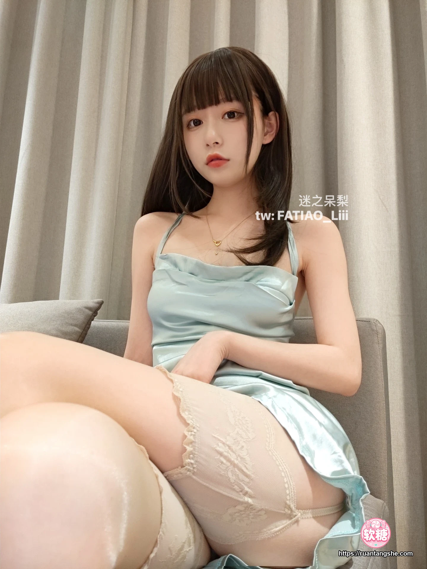 迷之呆梨 迷之呆梨 NO.011 - Fantia 2021年11月会员合集(9期)