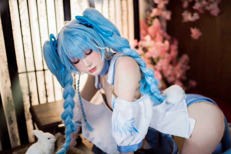 阿包也是兔娘《少女前线 PA15翠雀媚》写真图集 31P｜在线预览与图包下载