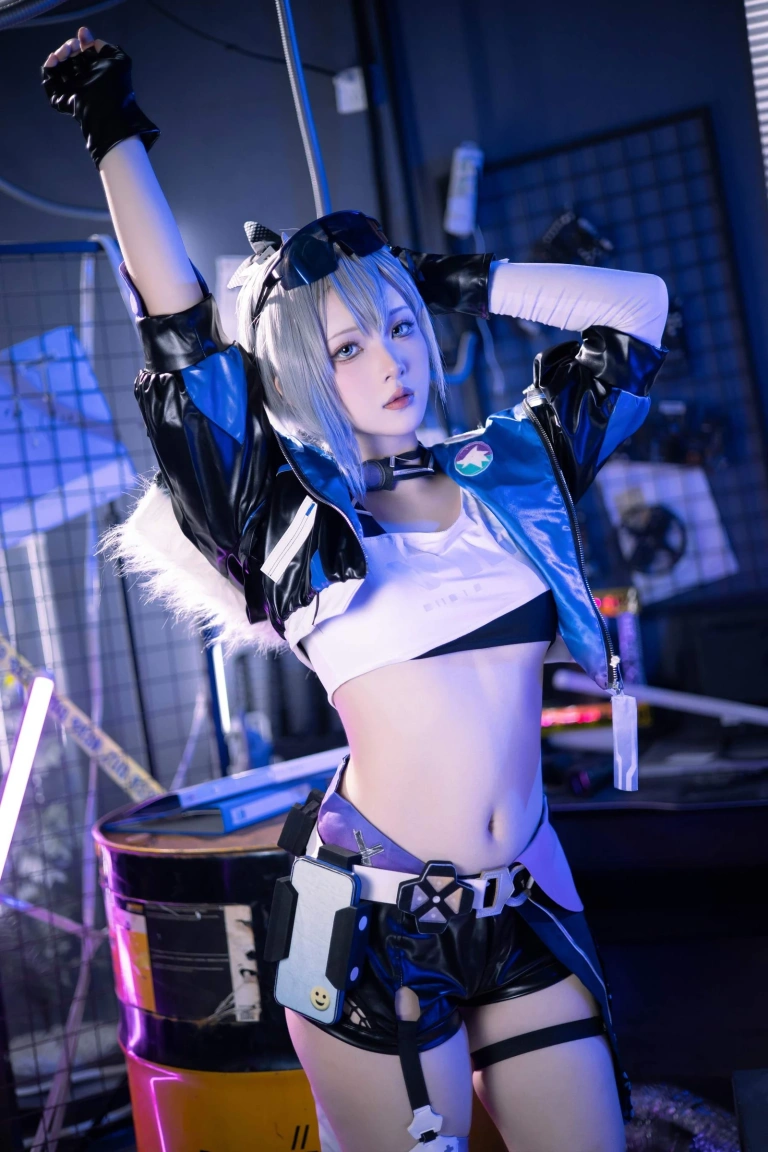 屿鱼《[Patreon] 2023年09月套图会员合集》写真图集 36P｜在线预览与图包下载